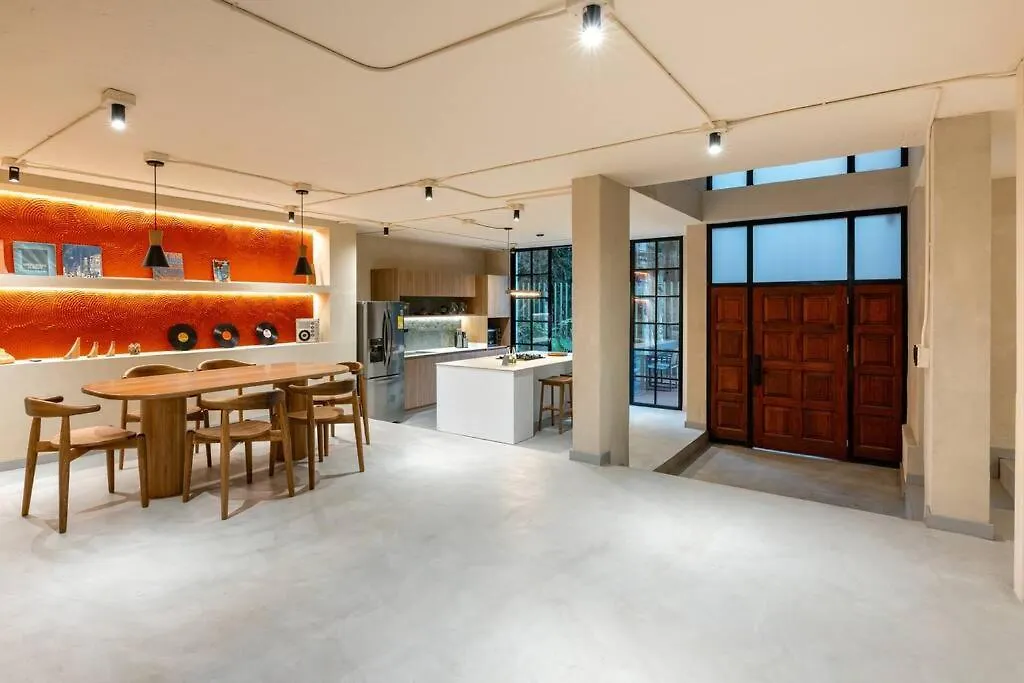 Casa Penta Top Notch Villa Medellin 0*,